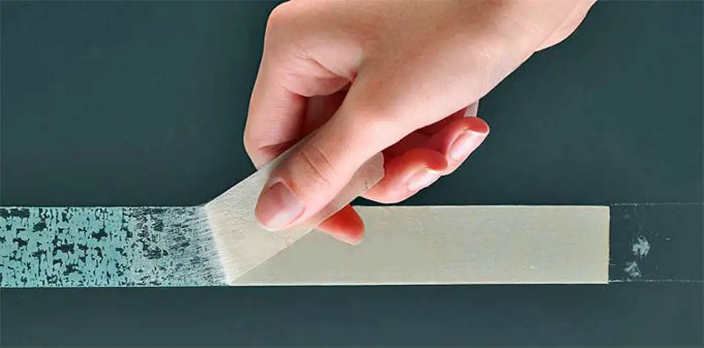 How To Remove Tape Residue From Glass